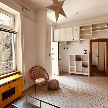 Chestnut Home - A Charming And Warm Feel Place ブダペスト エクステリア 写真